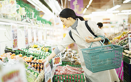 北越谷駅「スーパーが多く、日常の買い物が便利！」